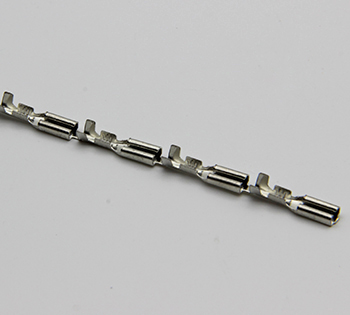 聯(lián)系我們-新盛娛樂(lè)游戲公司-13408888125-在線客服電話(huà)微信同步